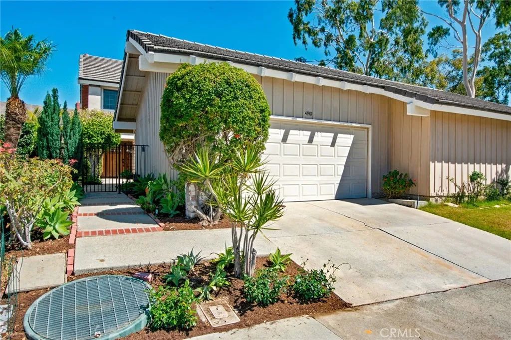 4981 Paseo Segovia, Irvine, CA 92603