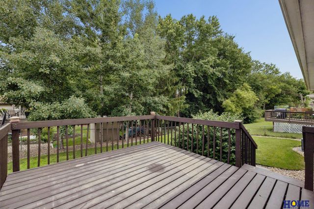 5312 London Road, Lincoln, NE 68516