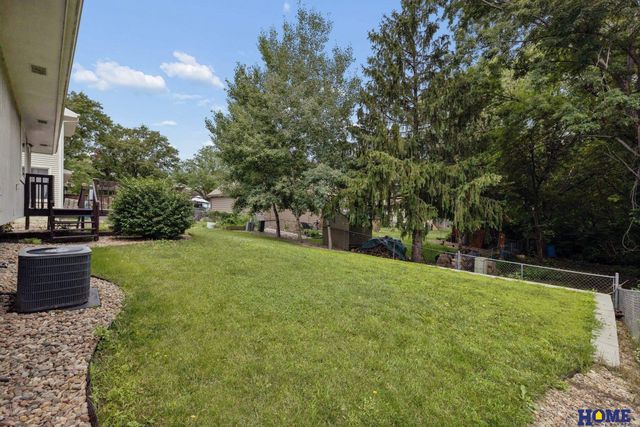 5312 London Road, Lincoln, NE 68516