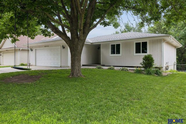 5312 London Road, Lincoln, NE 68516