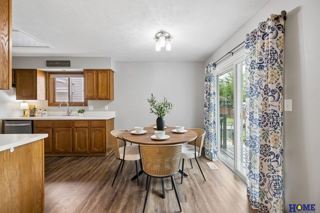 5312 London Road, Lincoln, NE 68516