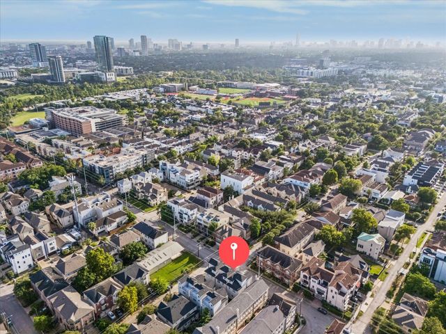 4024 Blossom Street, Houston, TX 77007