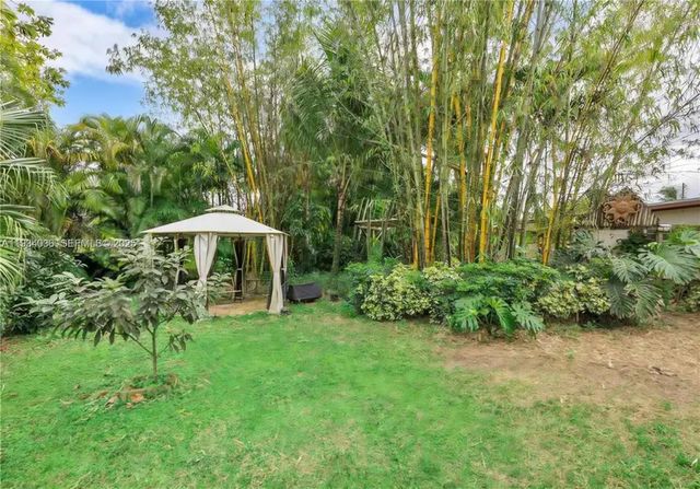 19810 SW 200th Street, Miami, FL 33187