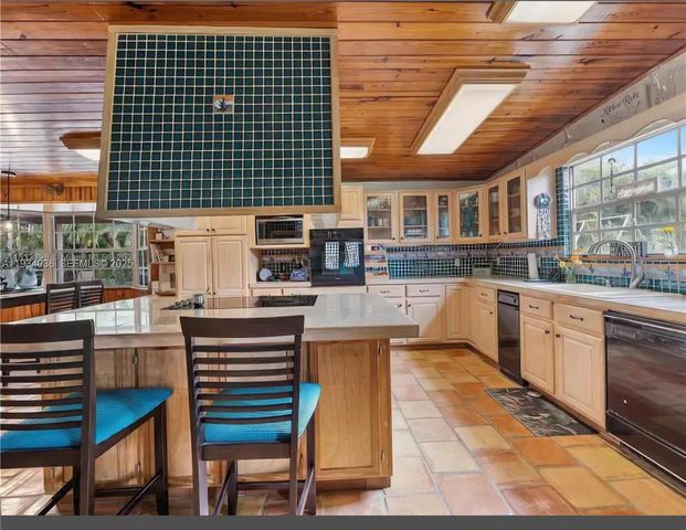 19810 SW 200th Street, Miami, FL 33187