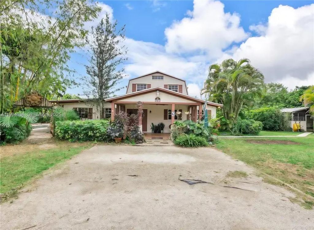 19810 SW 200th Street, Miami, FL 33187