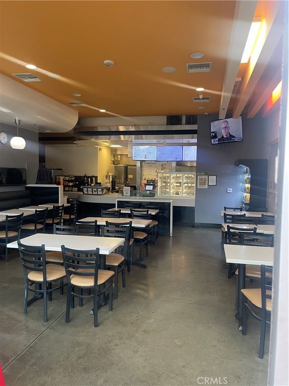 565 N Commonwealth Ave, Fullerton, CA 92831 — photo 4