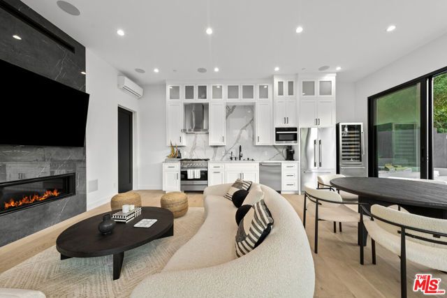 3140 Coldwater Canyon, Studio City (los Angeles), CA 91604