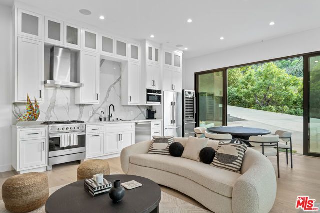 3140 Coldwater Canyon, Studio City (los Angeles), CA 91604