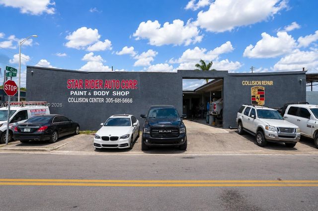 1025 E 45th Street, Hialeah, FL 33013