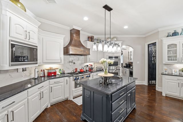 1105 Chianti Lane, Keller, TX 76262