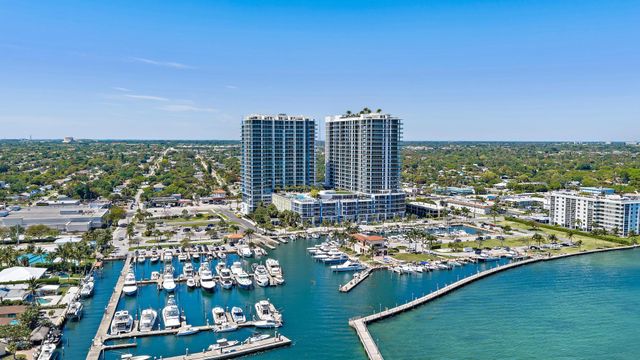 220 Lake Shore Drive 2212, Lake Park, FL 33403