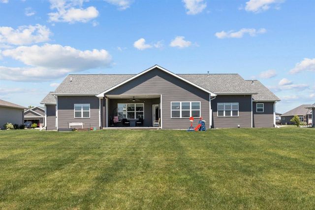 2157 FOX POINT CIRCLE, De Pere, WI 54115