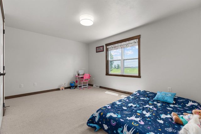 2157 FOX POINT CIRCLE, De Pere, WI 54115