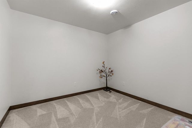 2157 FOX POINT CIRCLE, De Pere, WI 54115