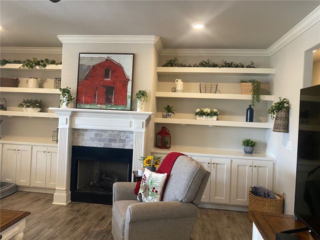 26 Overton Drive, Bella Vista, AR 72714