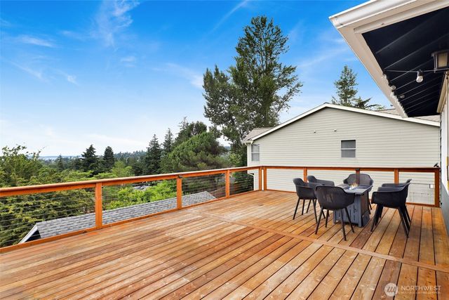 1818 35th Street, Bellingham, WA 98229
