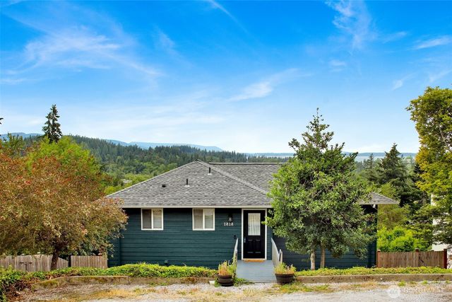 1818 35th Street, Bellingham, WA 98229