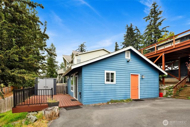 1818 35th Street, Bellingham, WA 98229