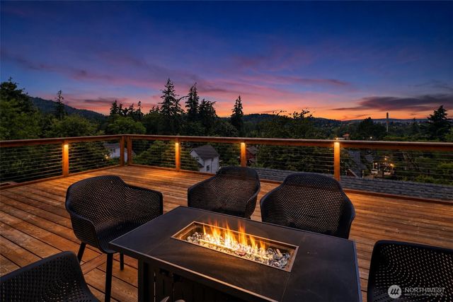 1818 35th Street, Bellingham, WA 98229