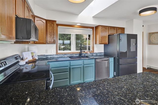 1818 35th Street, Bellingham, WA 98229