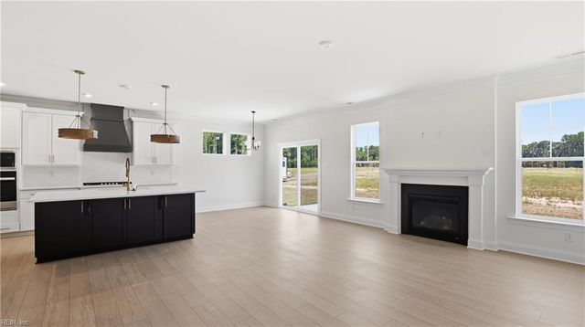 1218 Wharf Hill DR, Smithfield, VA 23430