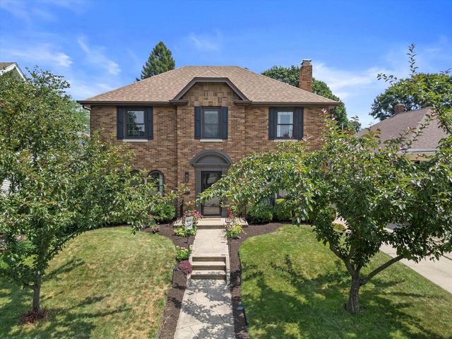 6913 5th AVENUE, Kenosha, WI 53143