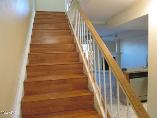 2115 W BELMONT Avenue 2, Phoenix, AZ 85021