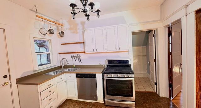 1253 Ashland Ave, Saint Paul, MN 55104