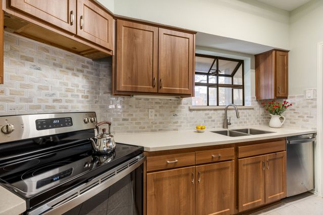 3101 Townbluff Drive 1013, Plano, TX 75075