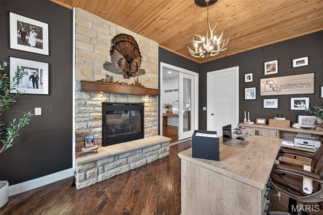 24552 Ivy Court, Wright City, MO 63390
