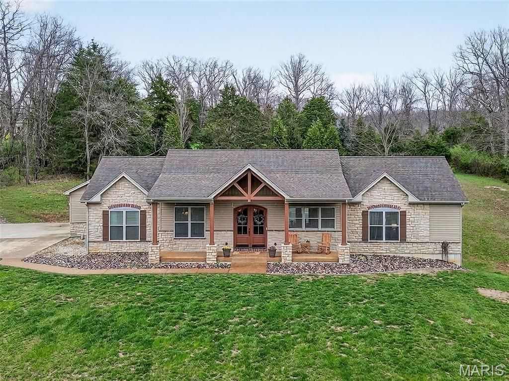 24552 Ivy Court, Wright City, MO 63390