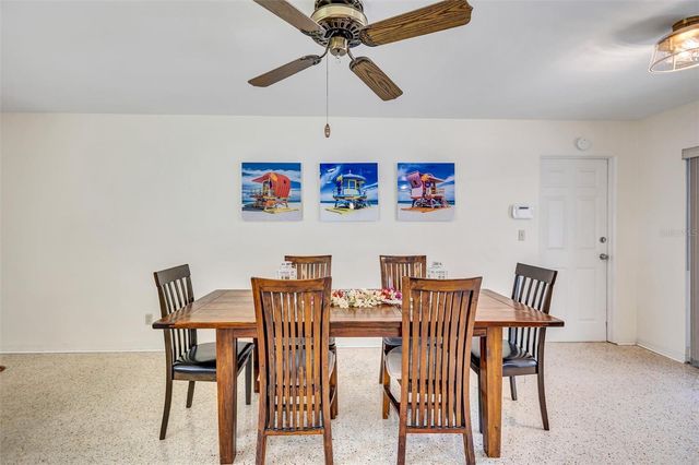 7687 117TH STREET, Seminole, FL 33772