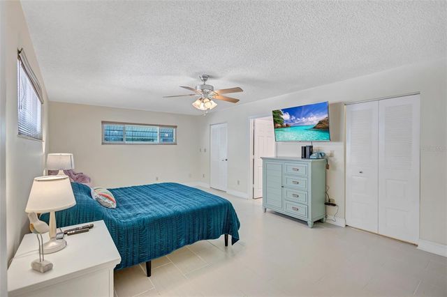 7687 117TH STREET, Seminole, FL 33772
