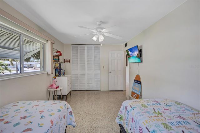 7687 117TH STREET, Seminole, FL 33772