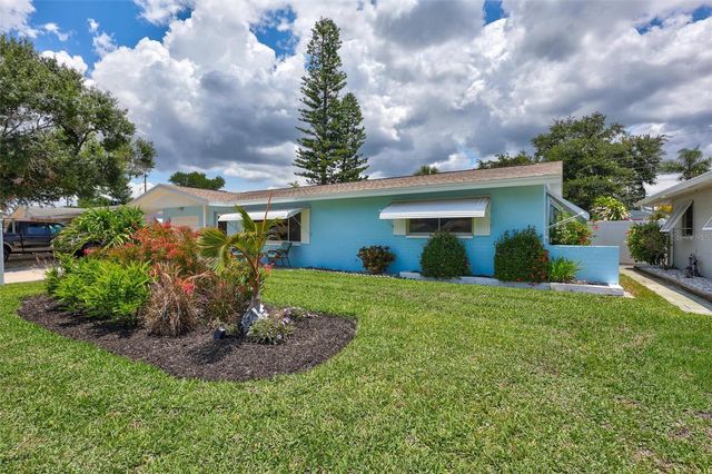 7687 117TH STREET, Seminole, FL 33772