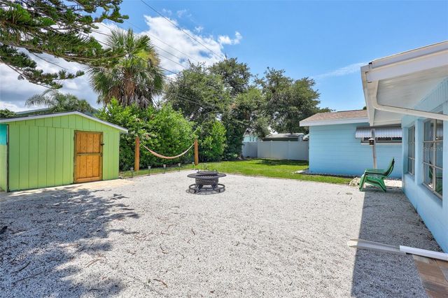 7687 117TH STREET, Seminole, FL 33772