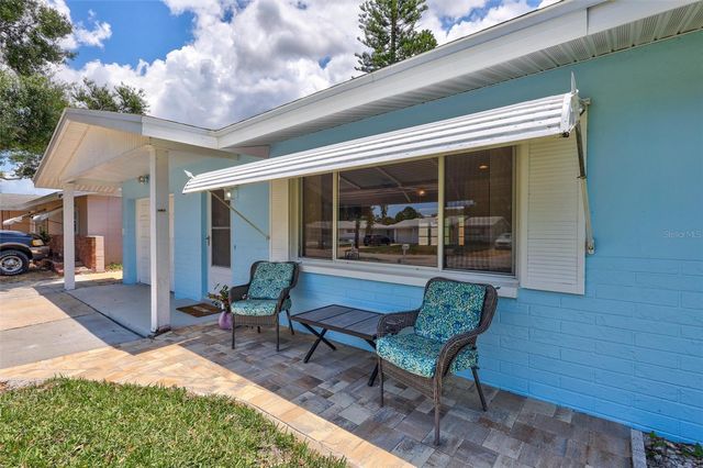 7687 117TH STREET, Seminole, FL 33772
