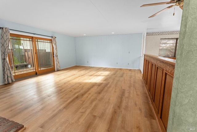 424-B Mason St, Healdsburg, CA 95448