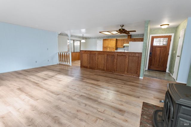 424-B Mason St, Healdsburg, CA 95448