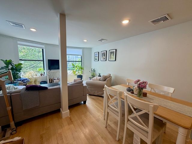 1674 Beacon Street 2-2, Brookline, MA 02445