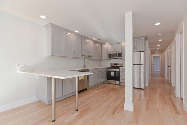 1674 Beacon Street 2-2, Brookline, MA 02445