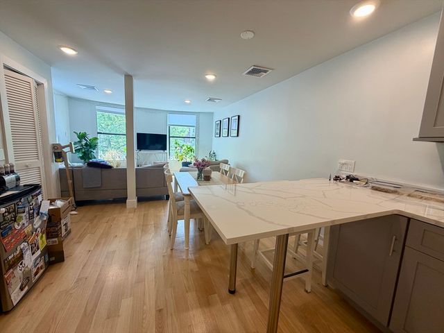 1674 Beacon Street 2-2, Brookline, MA 02445