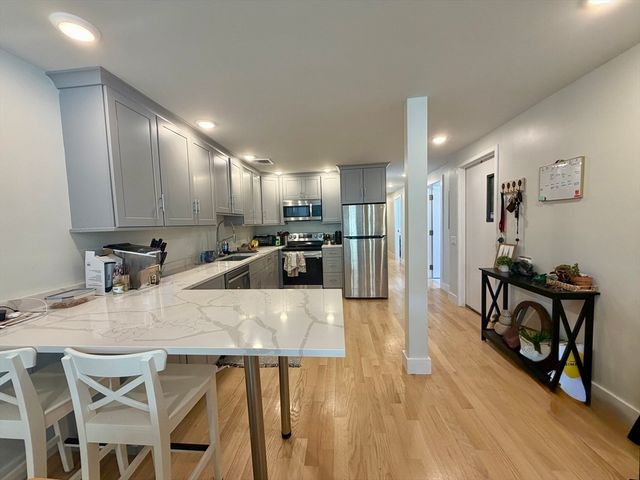 1674 Beacon Street 2-2, Brookline, MA 02445