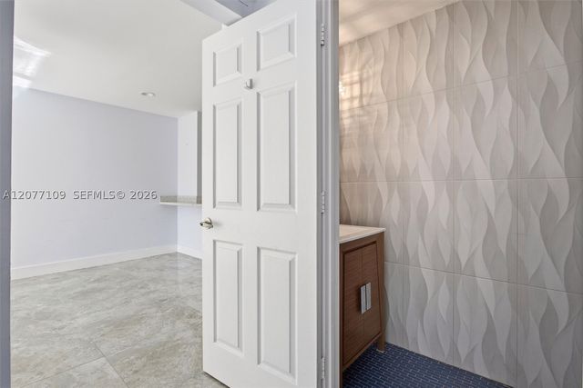 1880 Sweetbay Way, Hollywood, FL 33019