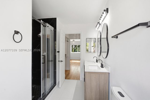 1880 Sweetbay Way, Hollywood, FL 33019