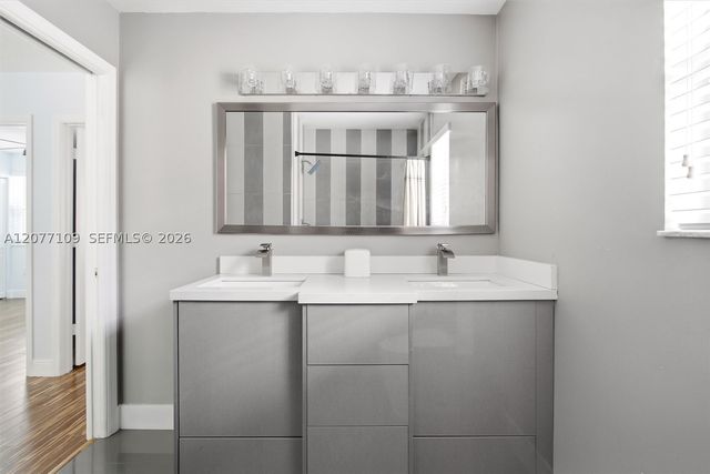 1880 Sweetbay Way, Hollywood, FL 33019