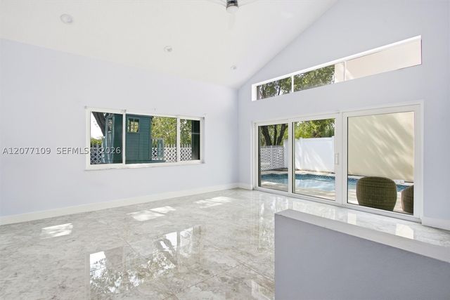 1880 Sweetbay Way, Hollywood, FL 33019