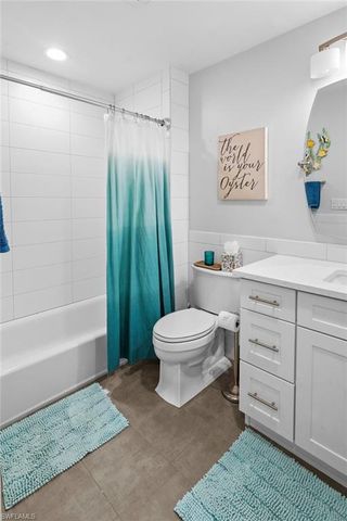 474 Lake Murex CIR, Sanibel, FL 33957