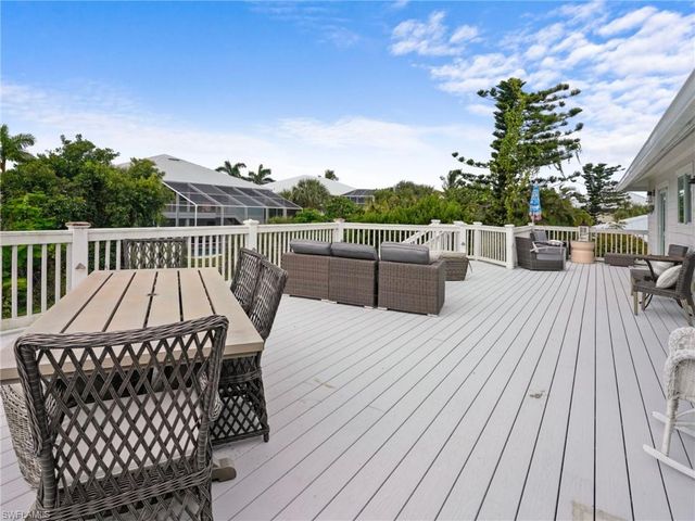 474 Lake Murex CIR, Sanibel, FL 33957
