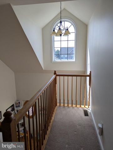316 MARTINA DR, Chambersburg, PA 17201